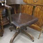 656 1033 DESK CHAIR